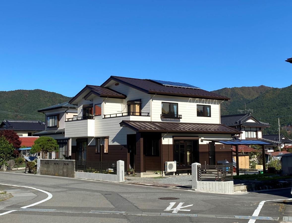 Link House Hotel Fujiyoshida Buitenkant foto